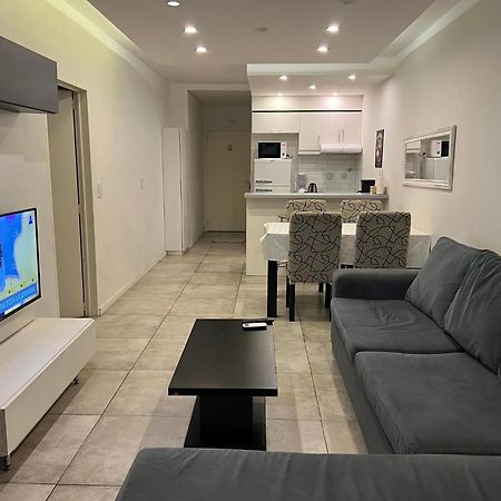 Suite In San Telmo Dormitorio En Suite Con Dos Banos Y Balcon A La Calle 부에노스아이레스 외부 사진