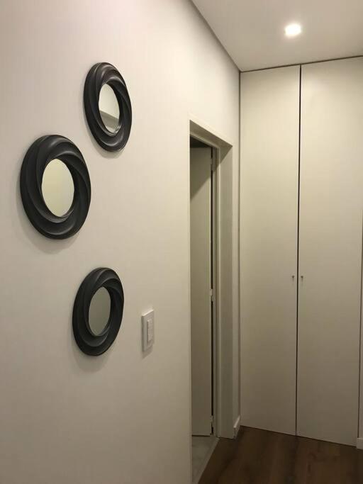 Suite In San Telmo Dormitorio En Suite Con Dos Banos Y Balcon A La Calle 부에노스아이레스 외부 사진