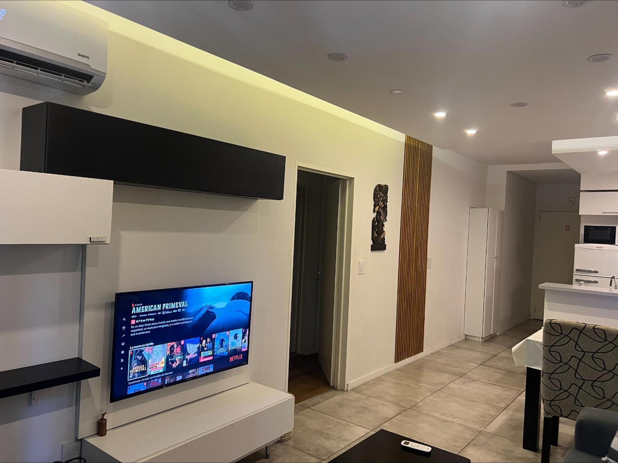 Suite In San Telmo Dormitorio En Suite Con Dos Banos Y Balcon A La Calle 부에노스아이레스 외부 사진